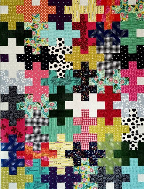 Selvage Blog: New Puzzle Quilt Pattern!