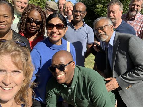 Sarah Jones MP on Twitter: "Can’t get everyone in the pic! Great team out in the sunshine this ...