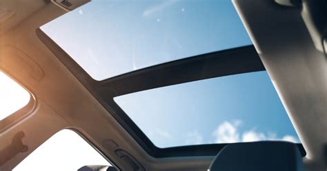 Top 10 Panoramic Sunroof Cars in India (2024)