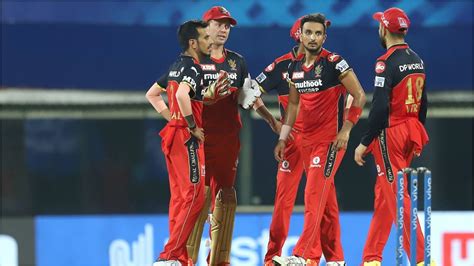 IPL 2021: RCB’s Harshal Patel Becomes First Bowler to Claim Five-Wicket ...