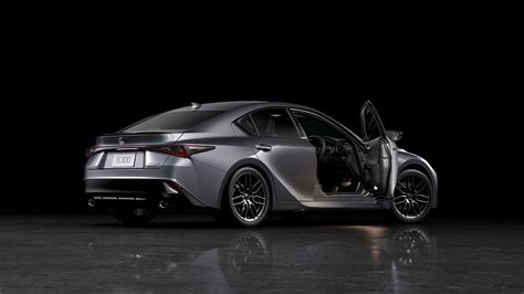 Lexus IS F Sport Mode Black III Debuts In Japan | Clublexus