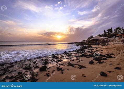 Una Playa En Dakar, Senegal, África Foto de archivo - Imagen de paisaje ...