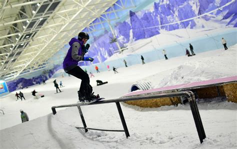 Why We Love Indoor Snow Centres - New Generation Ski