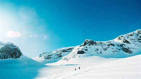 Top Ski Resorts in Andorra: Skiing Season & Best Time To Visit