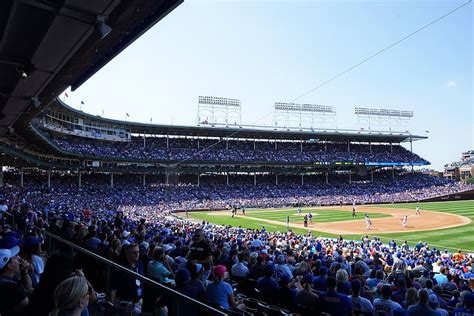 Wrigley Field Wallpaper 4k