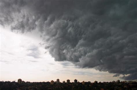 Cold Front 2 | Some clouds from my balcony See where this pi… | Flickr