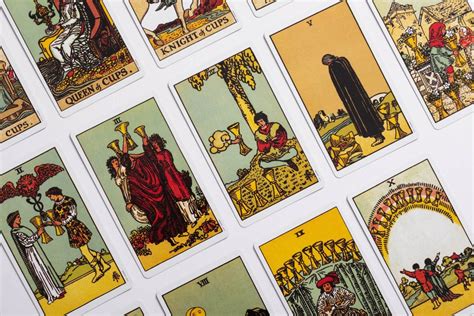 The Best Tarot Decks for Beginners