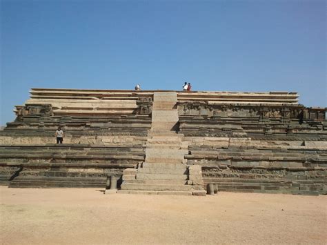 Dasara Dibba / Mahanavami Dibba in Hampi – Discovering India