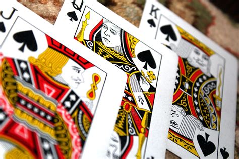 All You Need to Know About Gin Rummy Rules, Objective, and Scoring