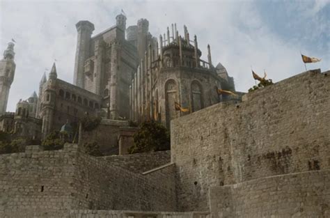 Best Castles on 'Game of Thrones' - 'Game of Thrones' Castle Locations ...