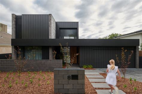 Black House - Paul Tilse Architects + Interiors