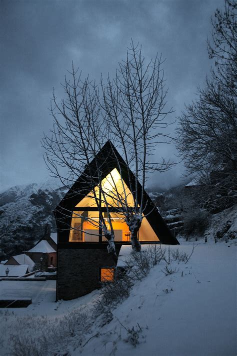 7 Breathtaking Contemporary A-Frame Homes | Architectural Digest