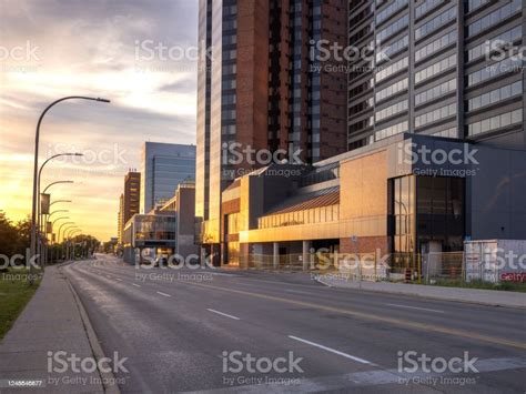 Windsor Ontario Skyline Sunrise Stock Photo - Download Image Now ...