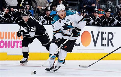 San Jose Sharks sign Joe Pavelski to five-year extension - Sports ...