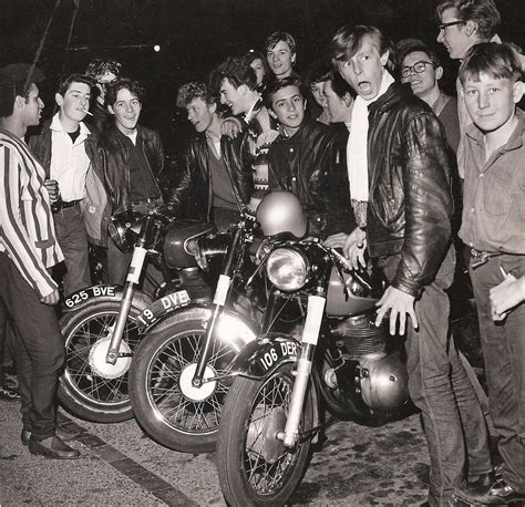 Biker gang: teenagers in Cambridge in the 1960s Teddy Boys, 1960 Mens ...