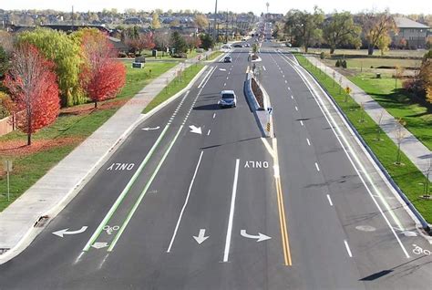 Dedicated Left- and Right-Turn Lanes at Intersections | FHWA