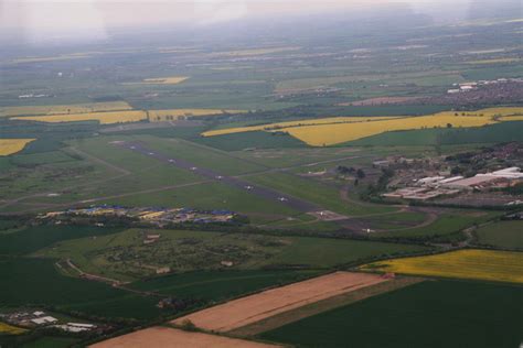 Wyton Airfield, Huntingdonshire - area information, map, walks and more