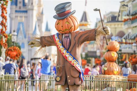 Halloween Decor Arrives on Main Street USA at Magic Kingdom