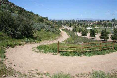 Central Park – Hike Santa Clarita