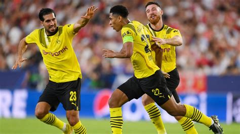 Jude Bellingham leads Borussia Dortmund to big win over Sevilla ...