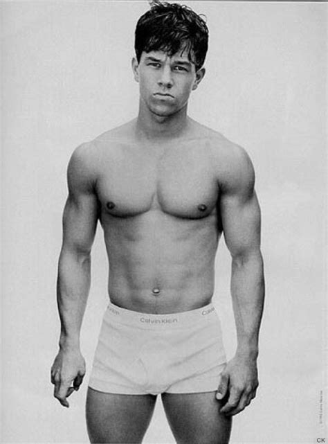 mark-wahlberg-568675_w1000.jpg 1,000×1,353 pixels | Mark wahlberg young, Mark wahlberg calvin ...