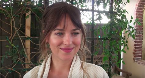 Fifty Shades Updates: VIDEO: New Interview with Dakota Johnson