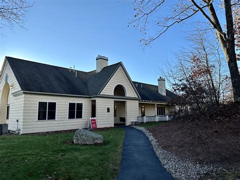 1461 Hooksett Rd, Hooksett, NH 03106 - Granite Hill Shoppes | LoopNet