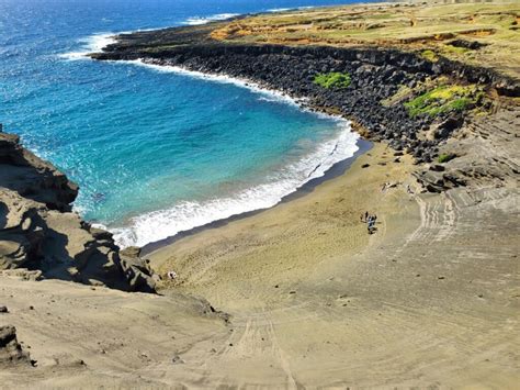 Papakolea Green Sand Beach (Mahana Bay), Naalehu - Hawaii Beaches