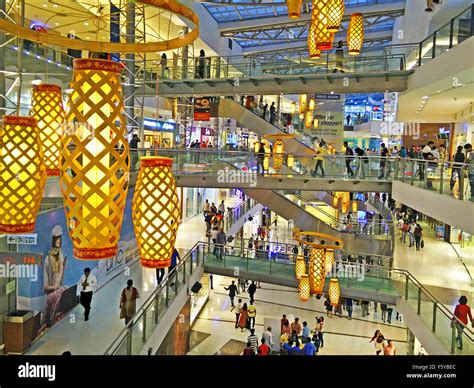 Oberoi mall hi-res stock photography and images - Alamy