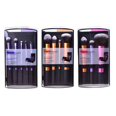 Real Techniques Brush Set Technique Essentials 1400, Flawless Base Set ...