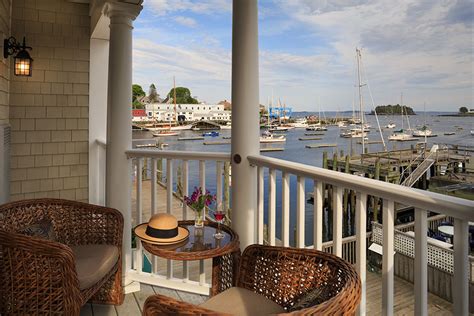 Waterview Grand Suite - Camden, Maine Luxury Waterfront Hotel | Grand Harbor Inn