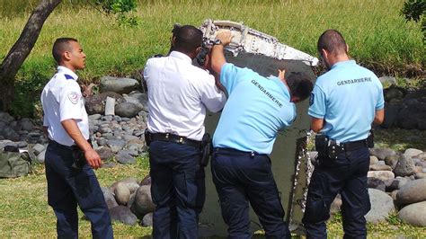 MH370: Plane Debris Sent For Analysis | World News | Sky News