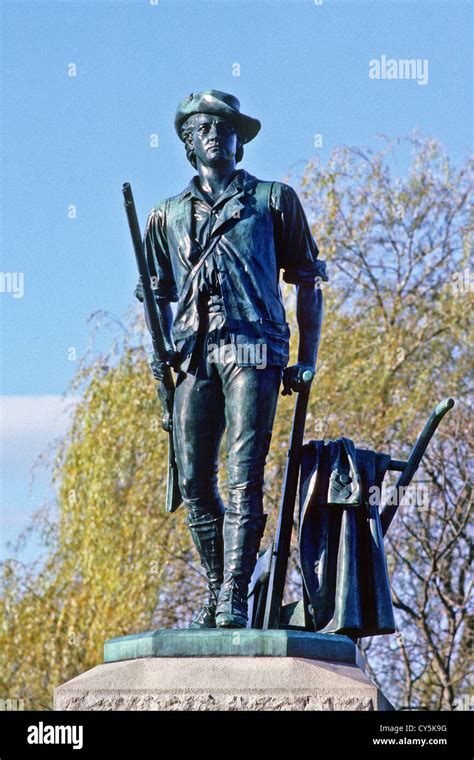 Minuteman Statue Concord High Resolution Stock Photography and Images - Alamy