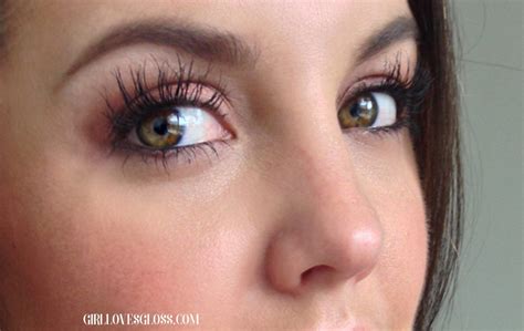 My Secret to Crazy Long Eyelashes | Longer eyelashes, Super long ...