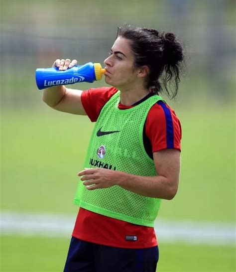 England midfielder Karen Carney aiming for a double birthday present - Birmingham Live