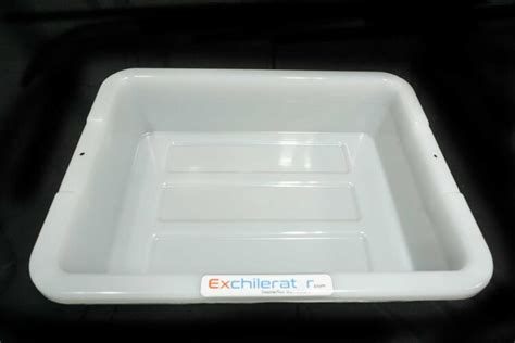 Rubbermaid® Soaking Tub