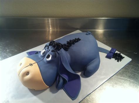 Eeyore Cake - CakeCentral.com