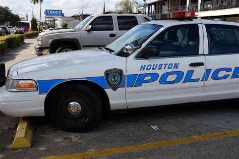 Houston Police Chief Alarmed By Decreased Crime Reporting By Hispanics ...