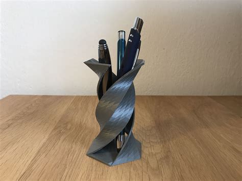 Pen Holder - Polygonal design 3D printable model