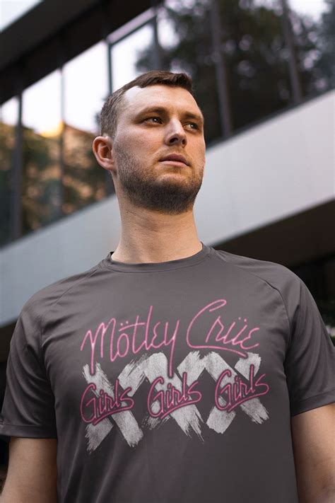 Motley Crue World Tour T-Shirt – HYPER iCONiC.