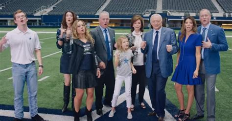 Dallas Cowboys: Jerry Jones and family dance to Motley Crue, and Mike ...