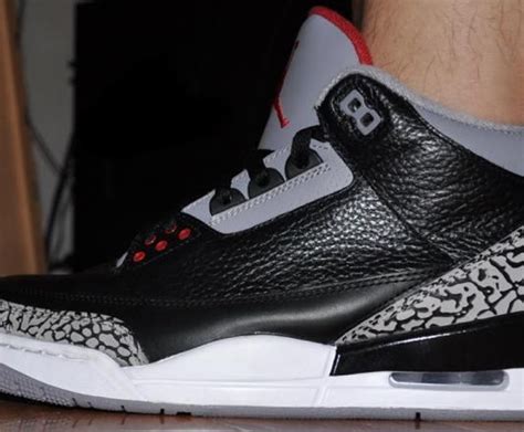 Air Jordan 3 Black / Cement On Foot Images