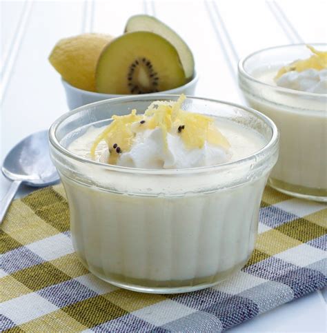 Easy to Make Creamy Lemon Panna Cotta Recipe