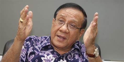 Akbar Tanjung : Golkar Seharusnya di Luar Pemerintahan - berita-sulsel.com