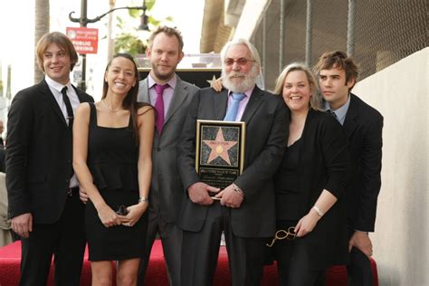 Who Are Donald Sutherland's Five Kids? Everything to Know - Newsweek