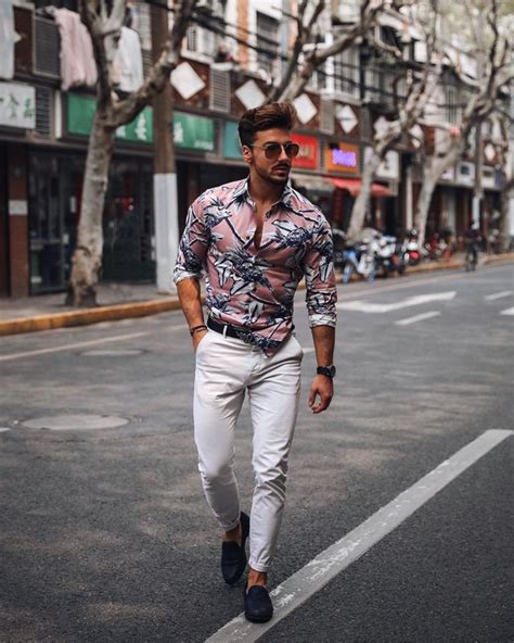 How To Wear a Hawaiian Shirt This Summer | The Lost Gentleman | Mens clothing styles, Evening ...