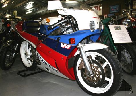 Honda VFR1000R