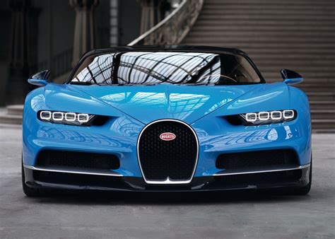 Ojetina za 90 milionů korun? Bugatti Chiron nenajelo ani tisíc kilometrů a už jde do dražby ...