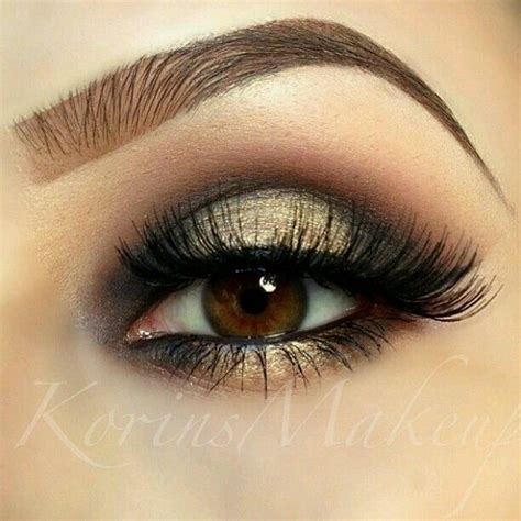 Gold & Brown Eye Shadow | Eye makeup, Gold smokey eye, Skin makeup