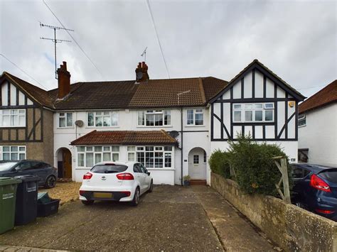 3 bed terraced house for sale in Chipstead Valley Road, Coulsdon CR5, £ ...